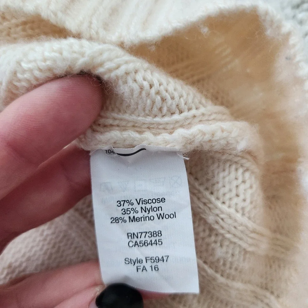 J.Crew‎ Merino Wool Cream Crewneck Sweater Womens Small